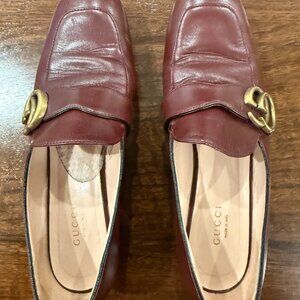 Gucci Marmont GG Burgundy Leather Heeled Loafers, Size 37.5